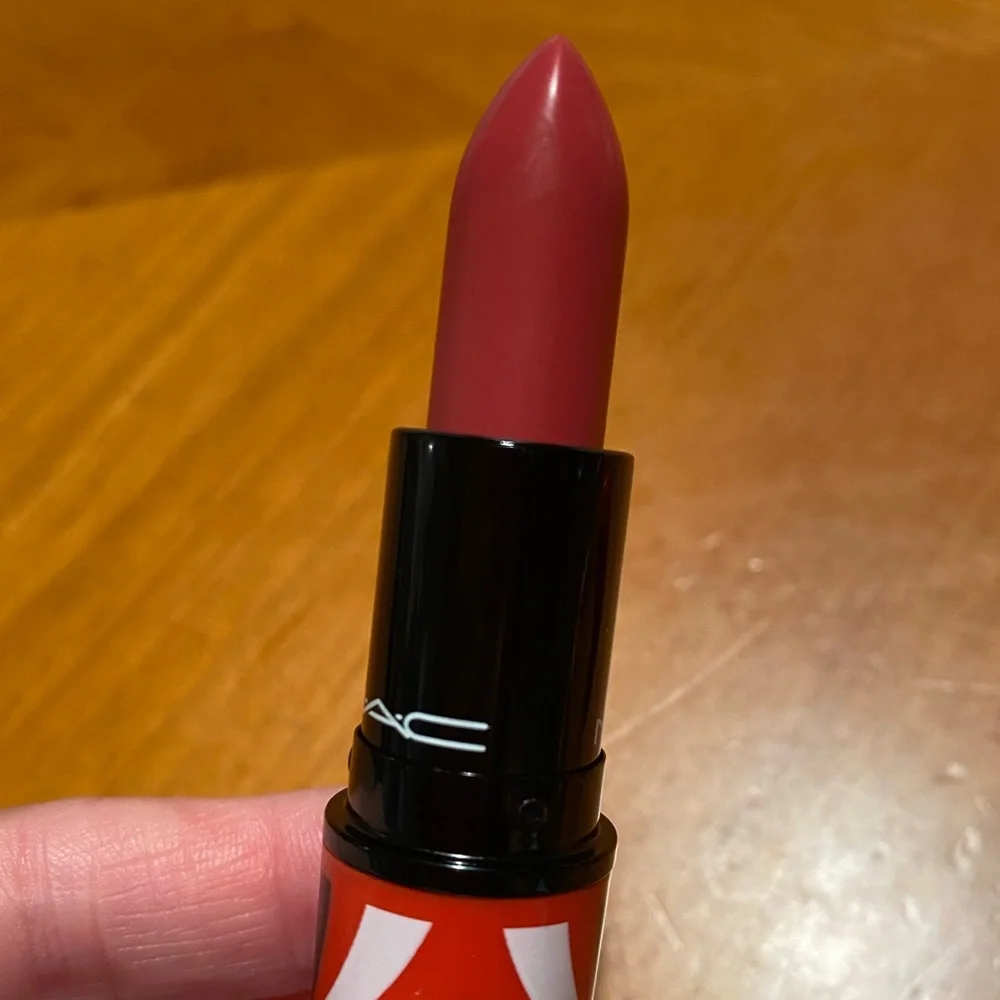 MAC Cosmetics brand new